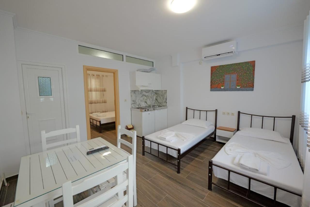 Eduard Lagji Apartament Lukovë Chambre photo