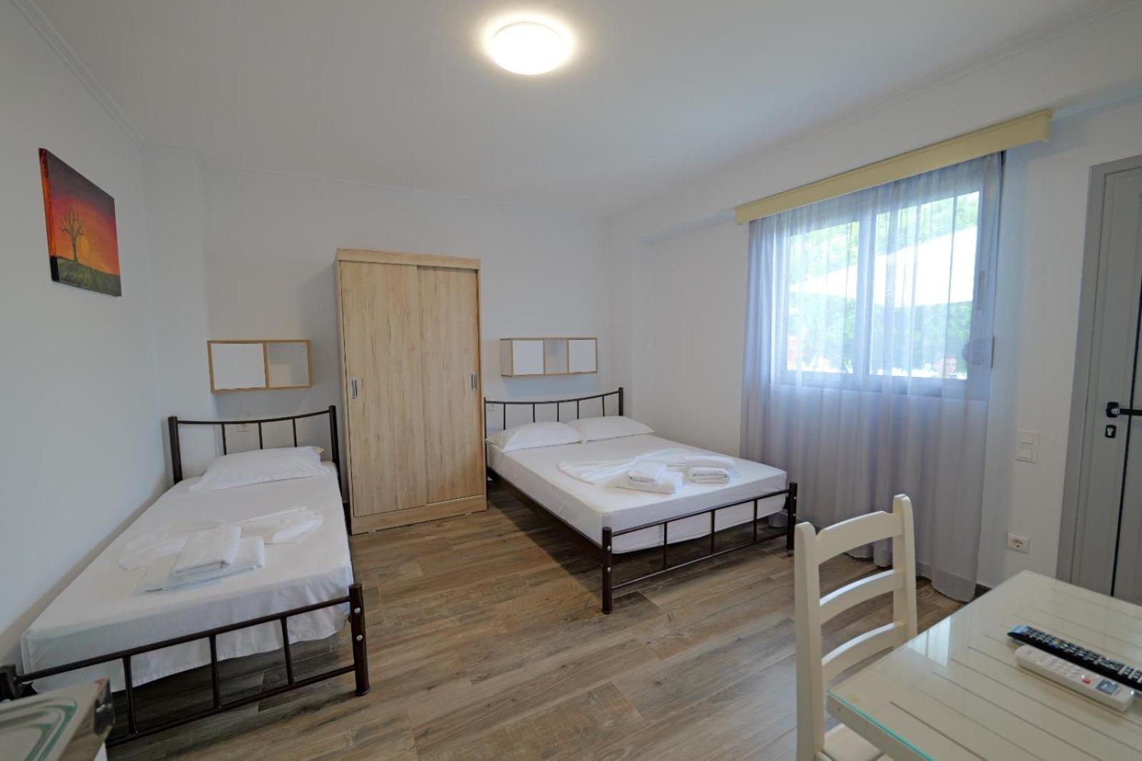 Eduard Lagji Apartament Lukovë Chambre photo