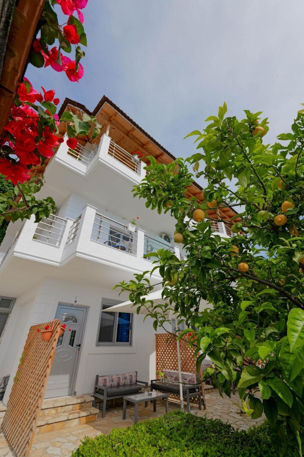 Eduard Lagji Apartament Lukovë Chambre photo