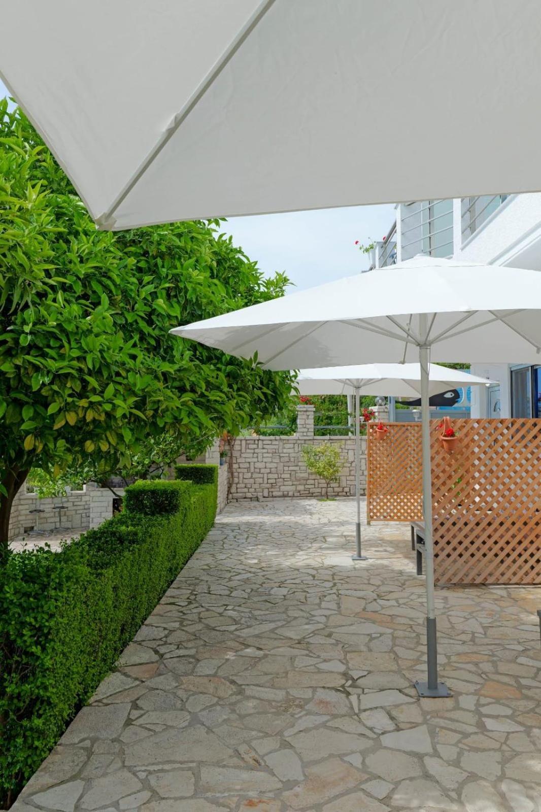 Eduard Lagji Apartament Lukovë Chambre photo